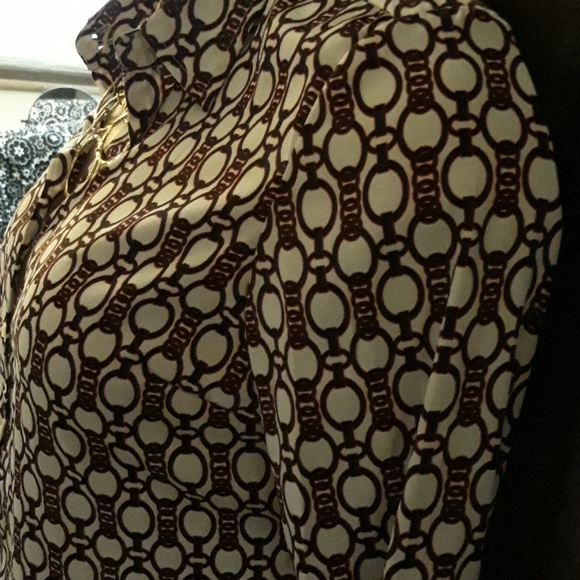 Tommy Hilfiger Larhe Sri Lanka - Picture 3 of 6